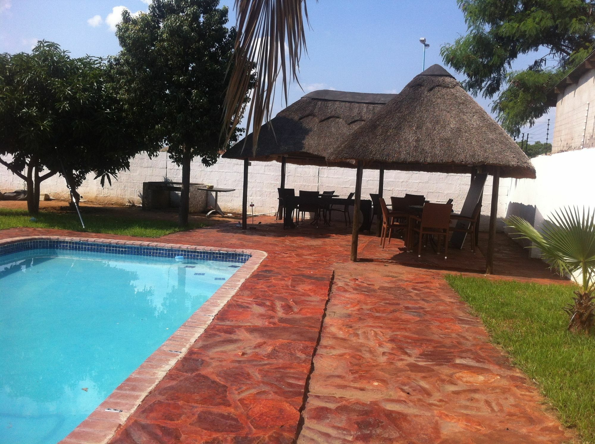 Cosy Palms Panzió Gaborone Kültér fotó